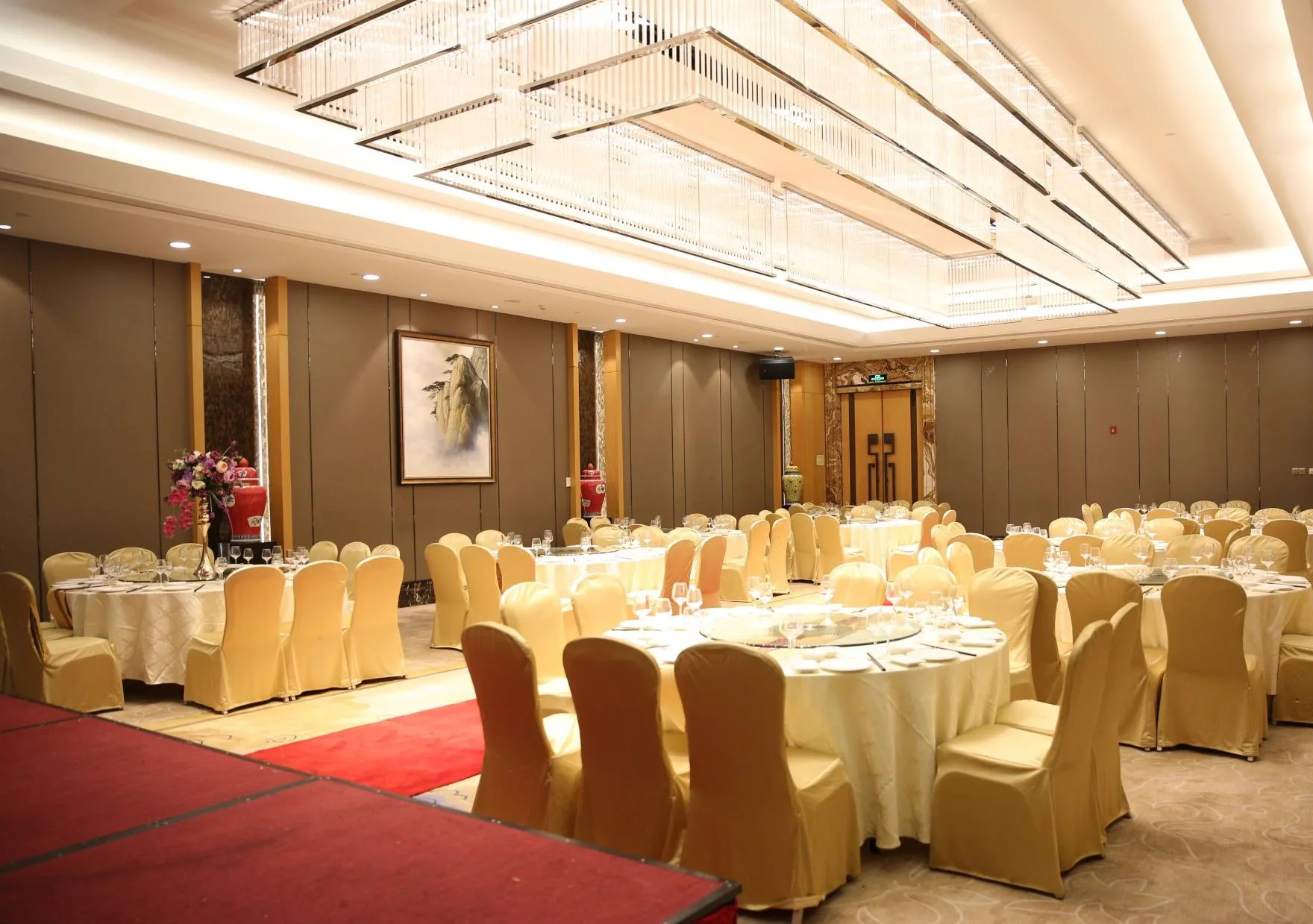 福州闽江世纪金源会展中心大饭店会议场地实景
