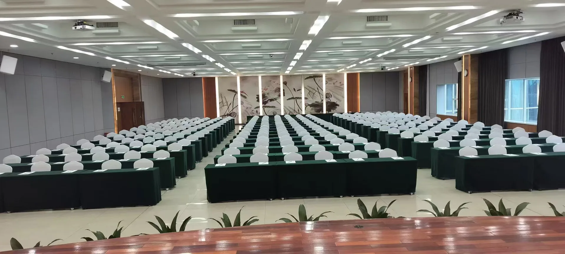 深圳大梅沙中兴和泰酒店会议场地实景