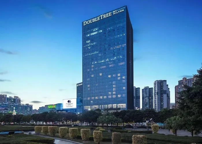 深圳龙华希尔顿逸林酒店会议厅