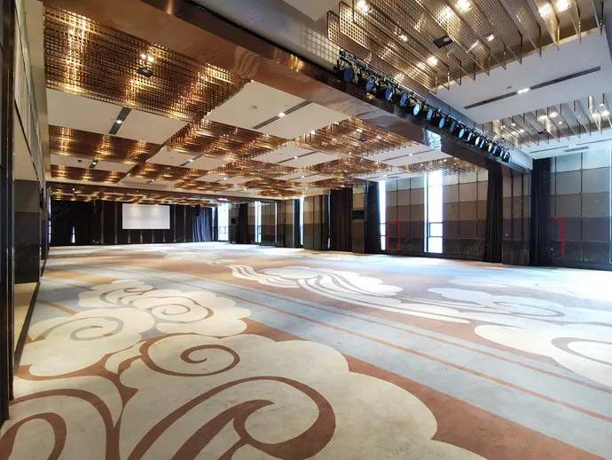 西安皇苑华美达广场酒店会议场地实景