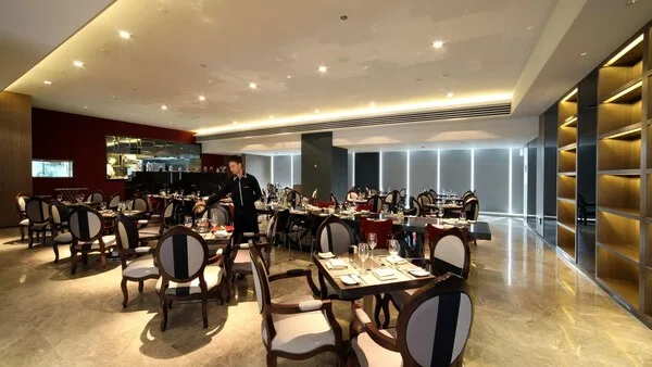 成都榛悦隆堡成都酒店会议场地实景