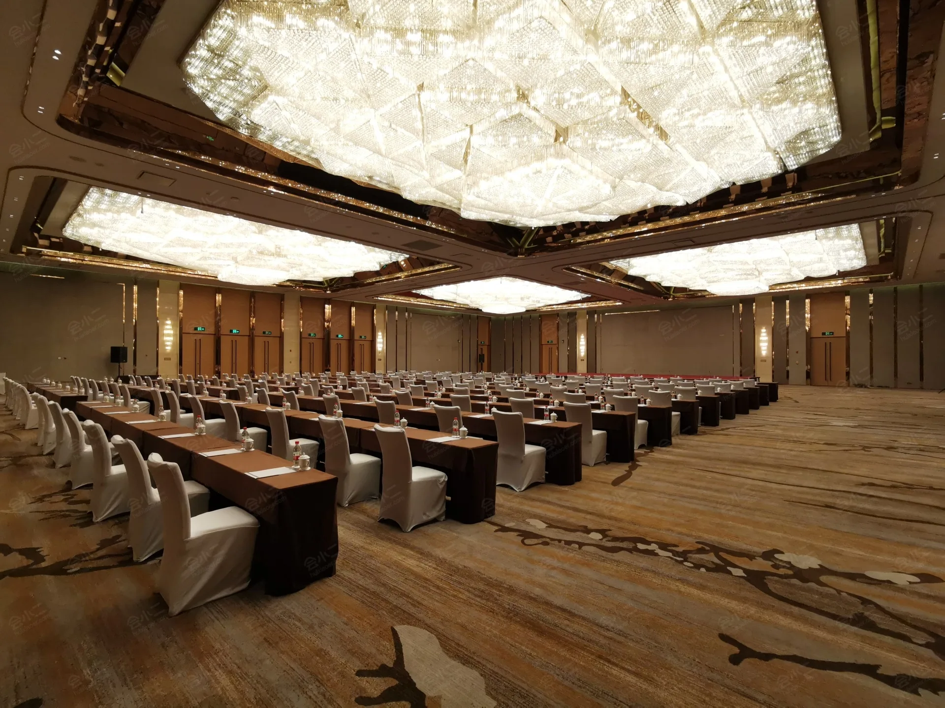 国际青年会议酒店(南京国际青年文化中心店)会议场地实景