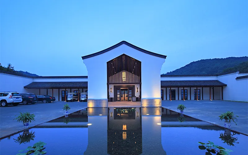 杭州西湖蝶来雅谷泉山庄会议厅