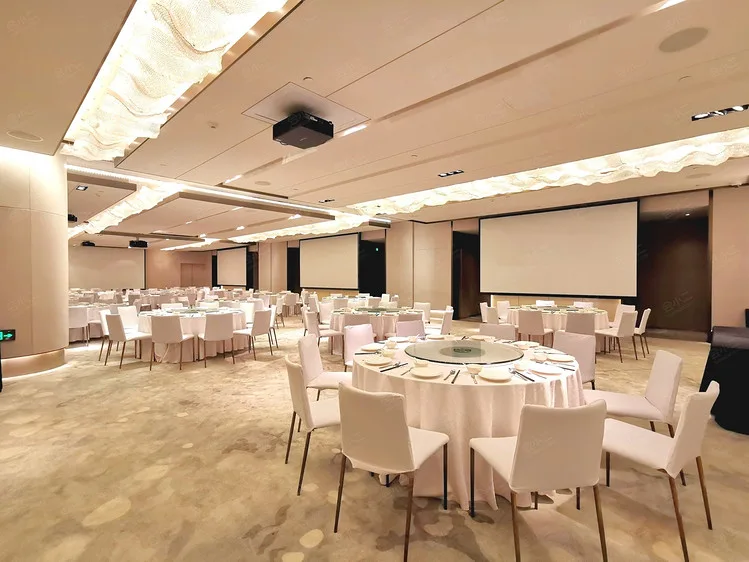 上海虹桥康得思酒店会议场地实景