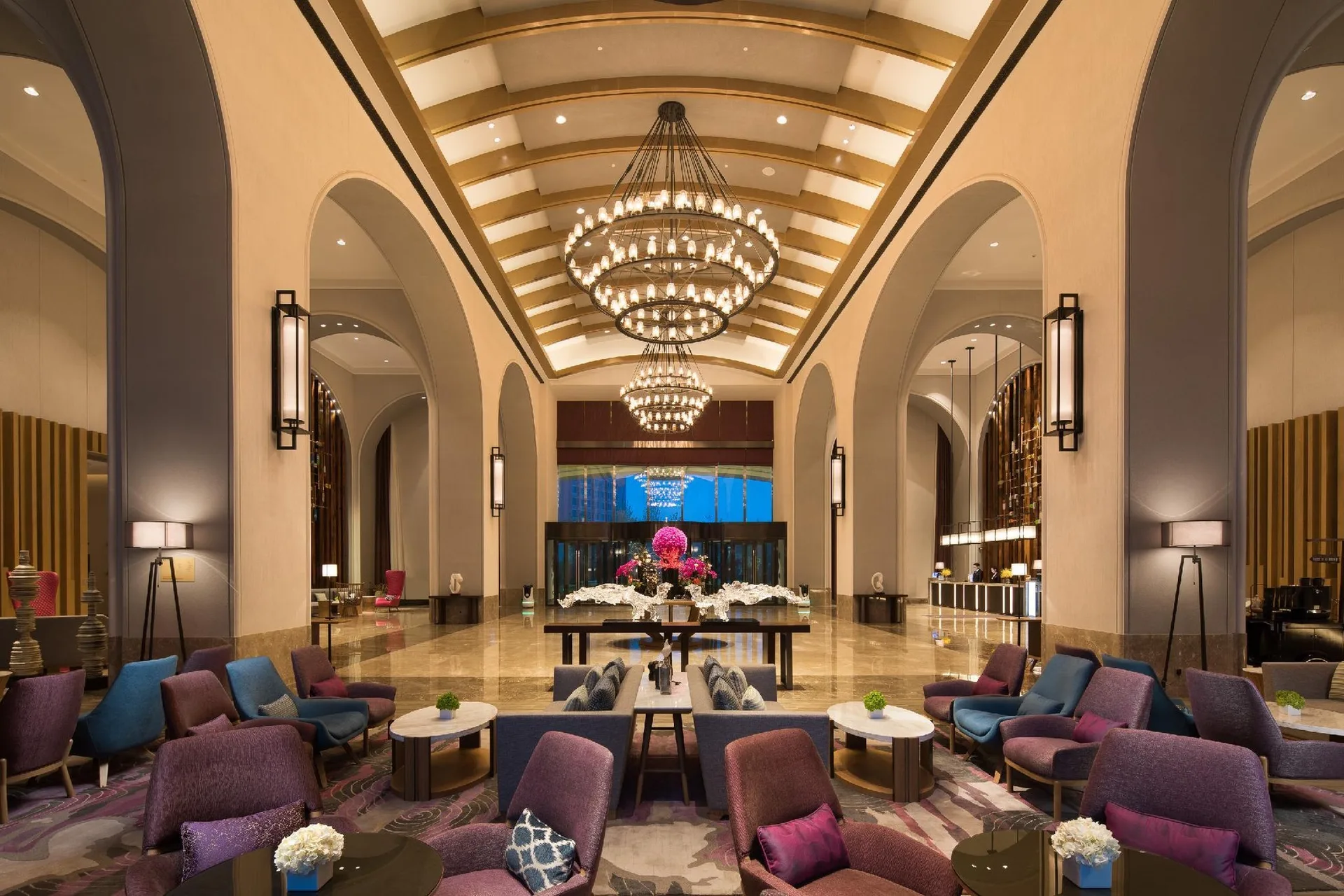 青岛东方影都皇冠假日酒店会议场地实景