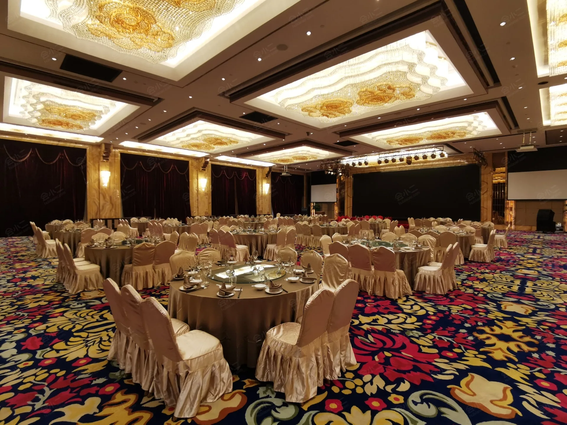 上海皇廷花园酒店会议场地实景