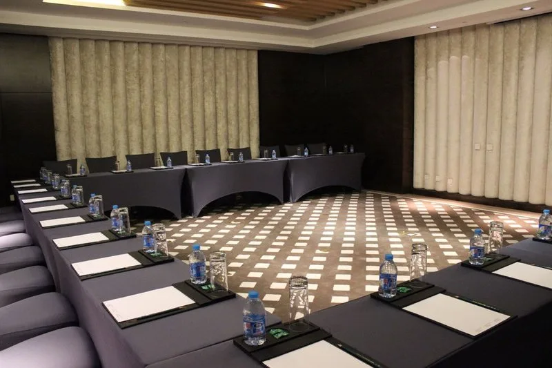 上海中航虹桥机场泊悦酒店会议场地实景