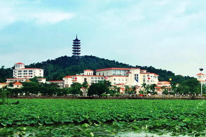东莞桥头三正半山酒店会议场地实景