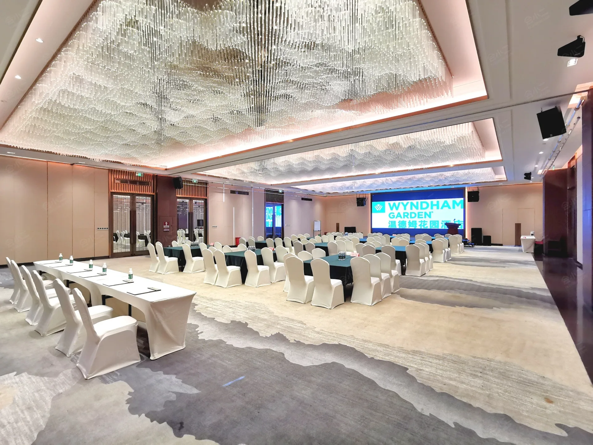 深圳龙华温德姆花园酒店会议场地实景