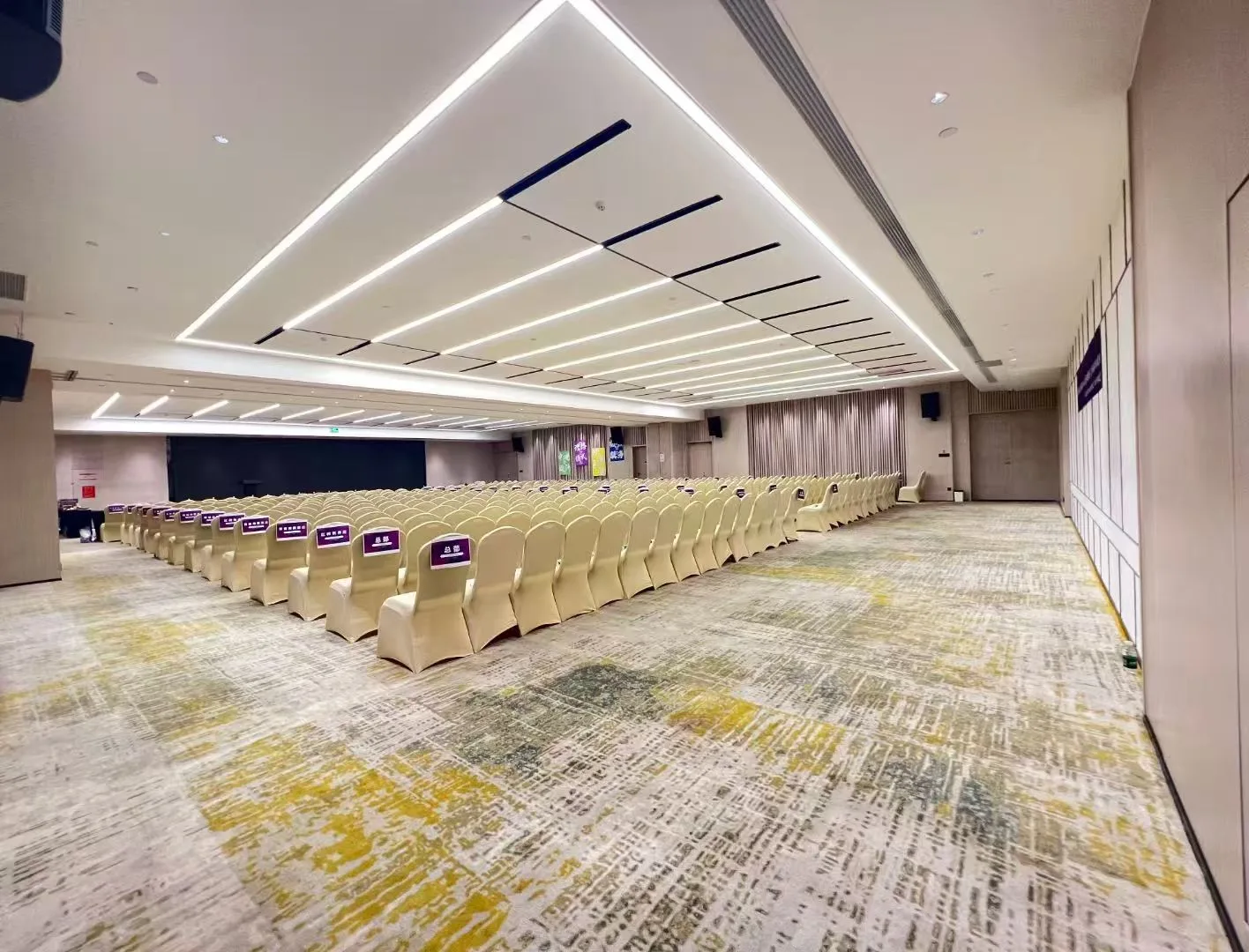 深圳南山科技园希尔顿惠庭酒店会议场地实景