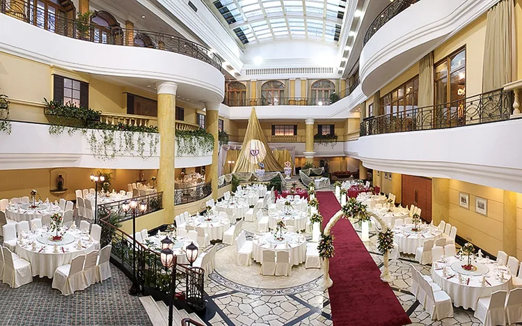 深圳富苑皇冠假日套房酒店会议场地实景