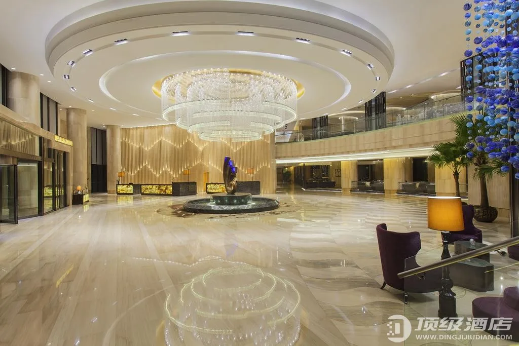 天津梅江中心皇冠假日酒店会议场地实景