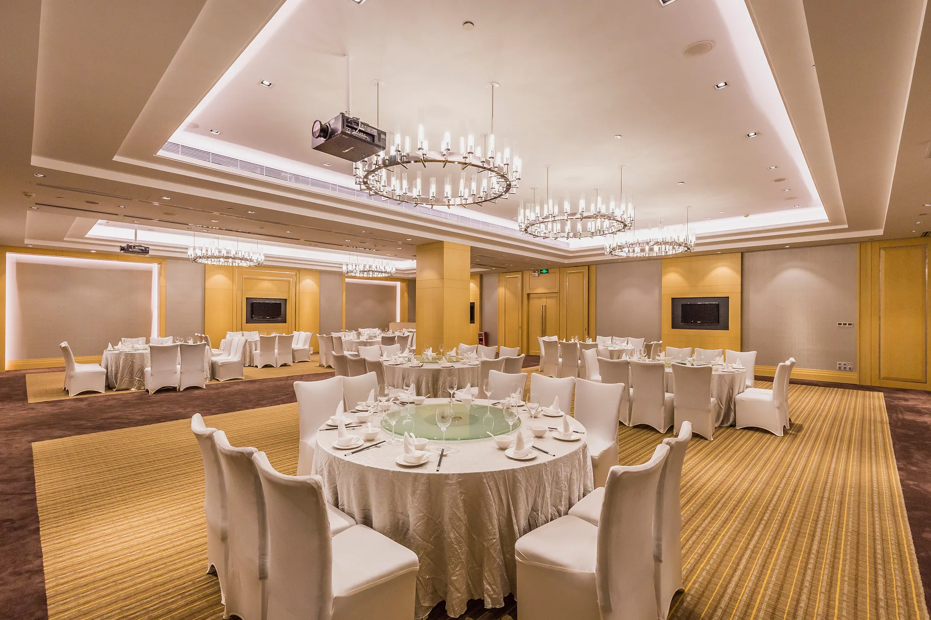 昆明长水机场福朋喜来登酒店会议场地实景