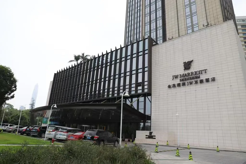 金茂深圳JW万豪酒店会议厅