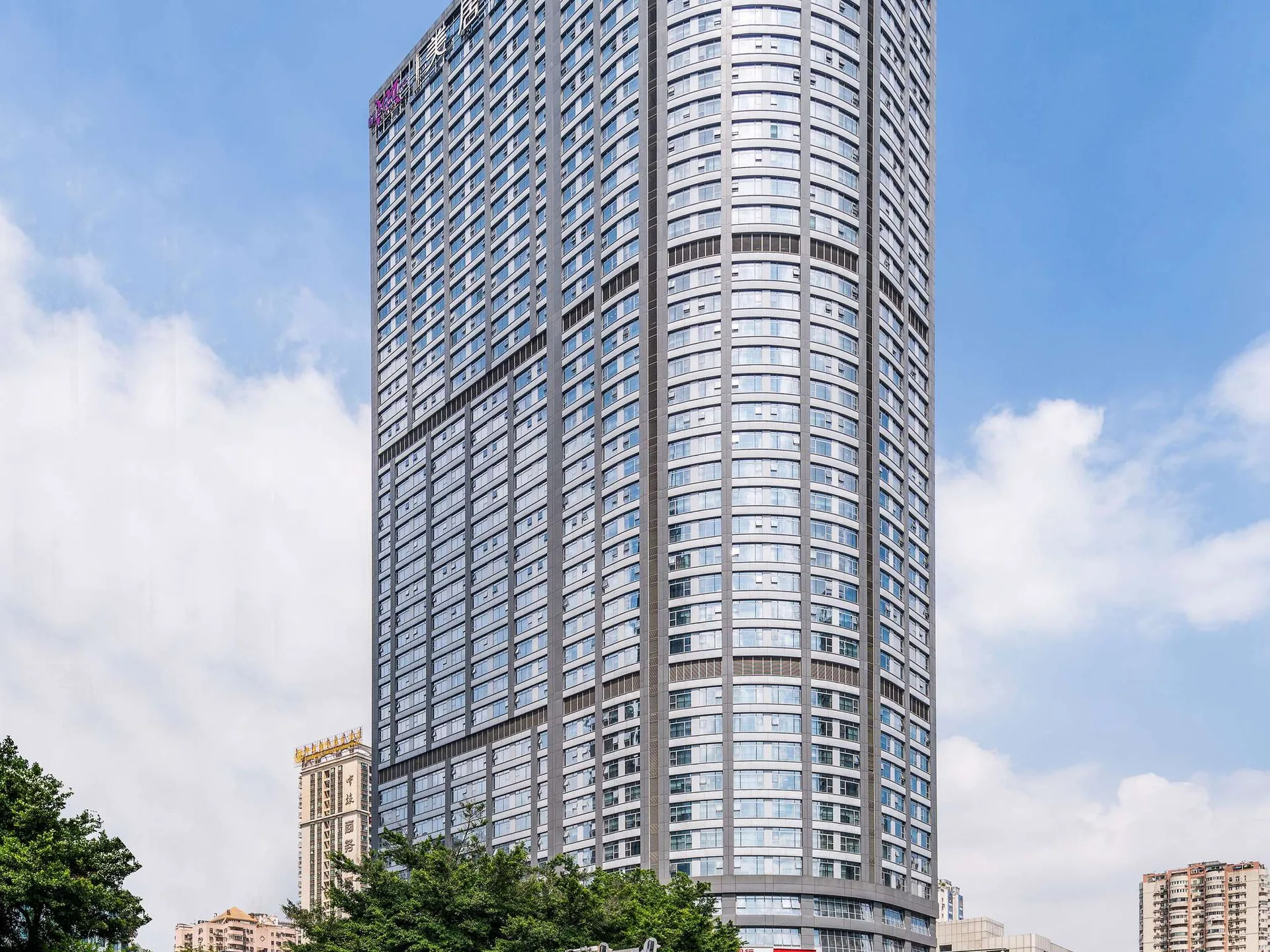 广州天河体育中心美居酒店会议场地实景