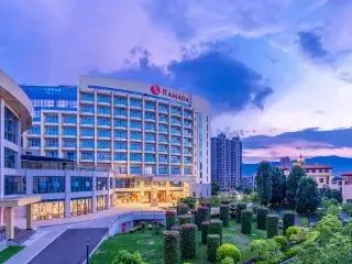 昆明宜良华美达温泉酒店会议场地实景