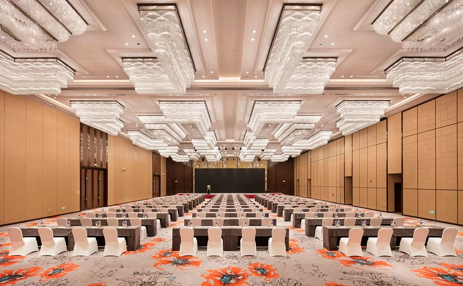 厦门海沧正元希尔顿逸林酒店会议场地实景
