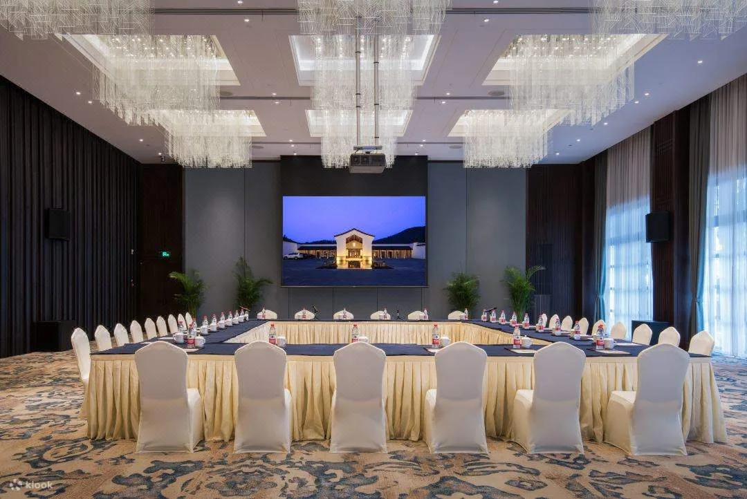 杭州西湖蝶来雅谷泉山庄会议场地实景