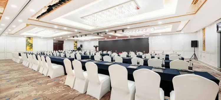 南京金鹰珠江壹号国际酒店会议场地实景