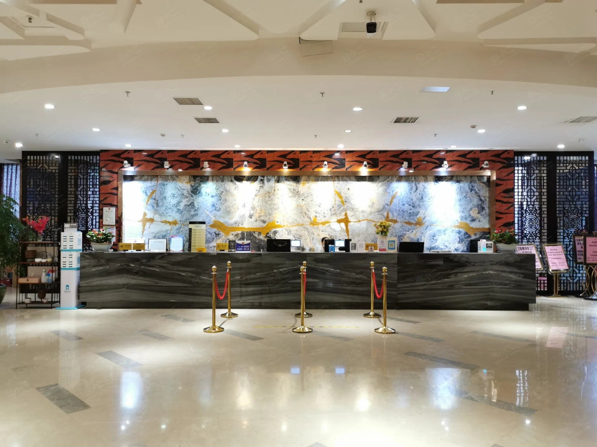 郑州御玺中州国际饭店会议厅