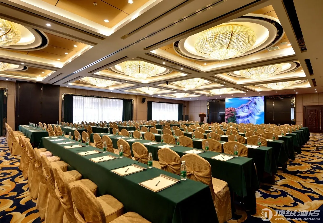 成都索菲斯锦苑宾馆会议场地实景