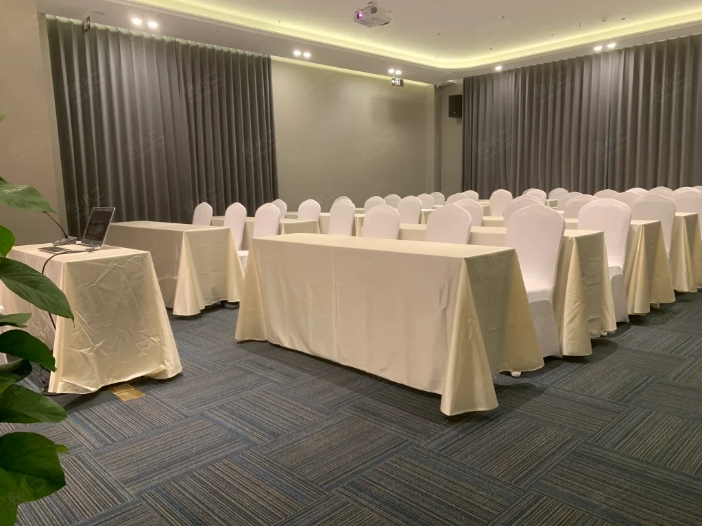 南京滨江雅高瑞享酒店会议场地实景
