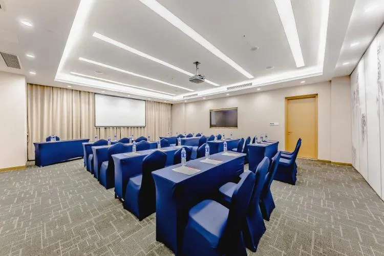 上海中建瑞贝庭臻选公寓酒店会议场地实景
