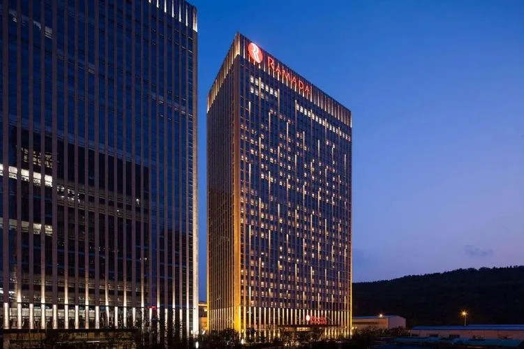 济南银丰华美达酒店会议场地实景