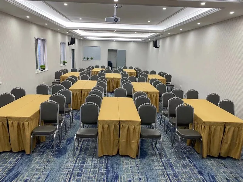 霞客居酒店（宁波天明湖公园店）会议场地实景
