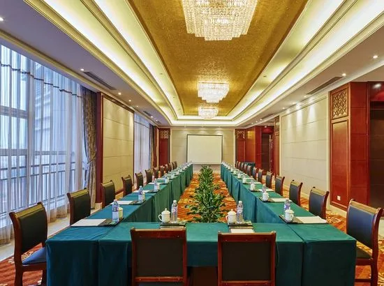 即墨华玺大酒店会议场地实景